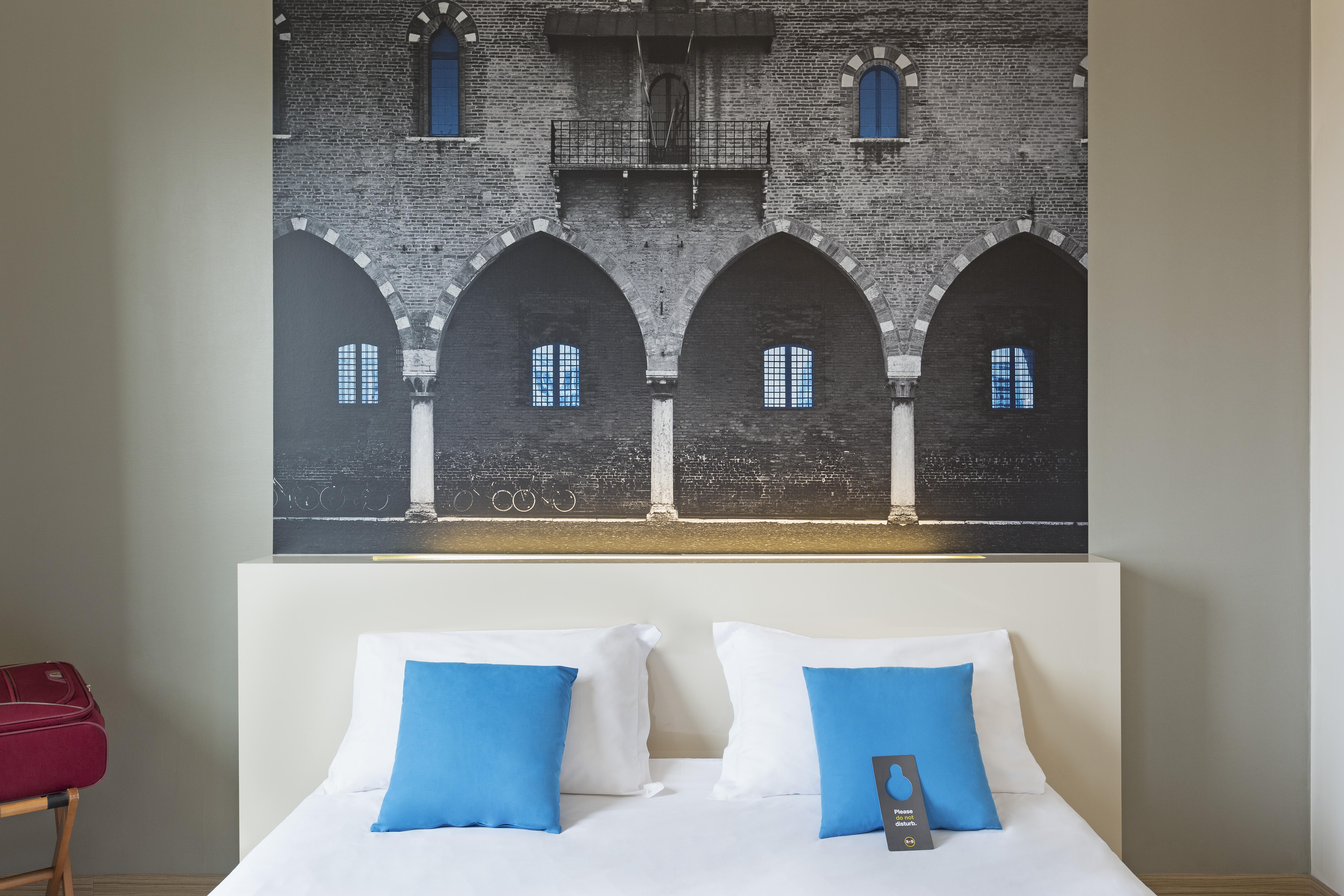 บีแอนด์บี โฮเต็ล มันโตวา Hotel San Giorgio di Mantova ภายนอก รูปภาพ