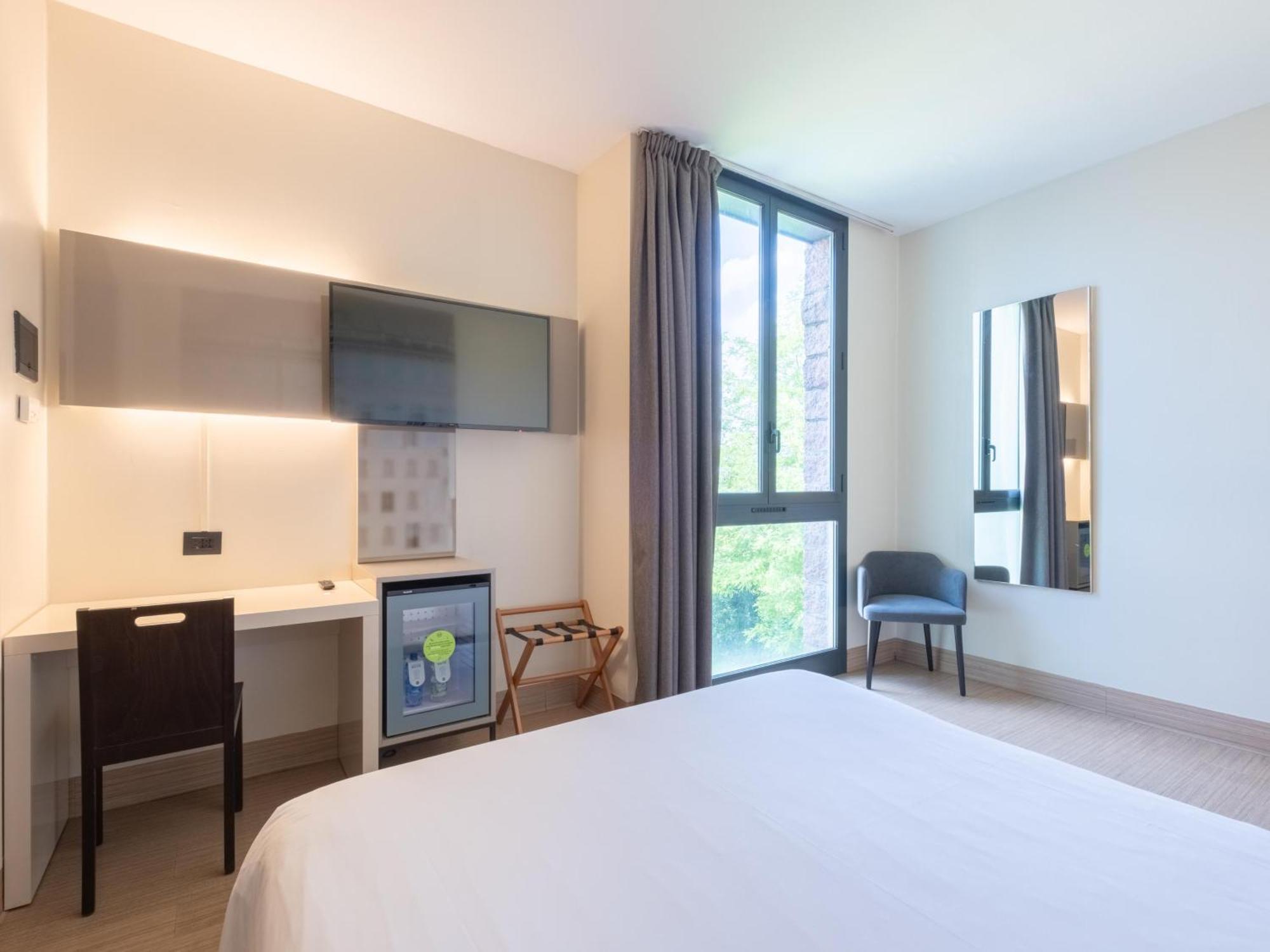 บีแอนด์บี โฮเต็ล มันโตวา Hotel San Giorgio di Mantova ภายนอก รูปภาพ