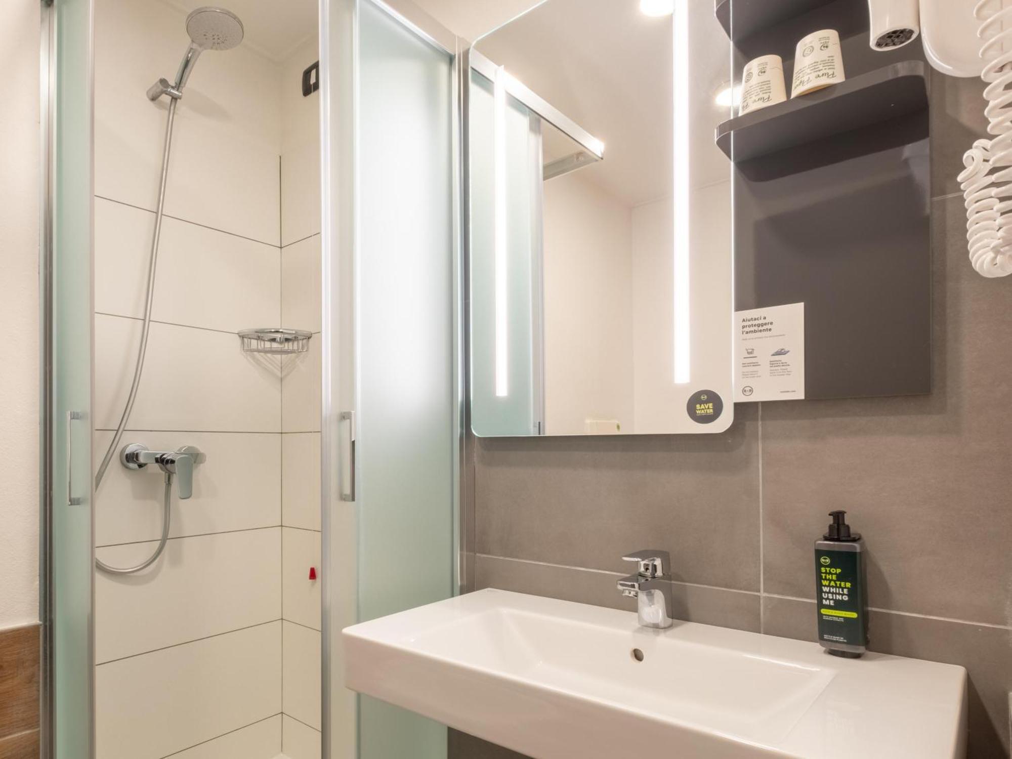 บีแอนด์บี โฮเต็ล มันโตวา Hotel San Giorgio di Mantova ภายนอก รูปภาพ