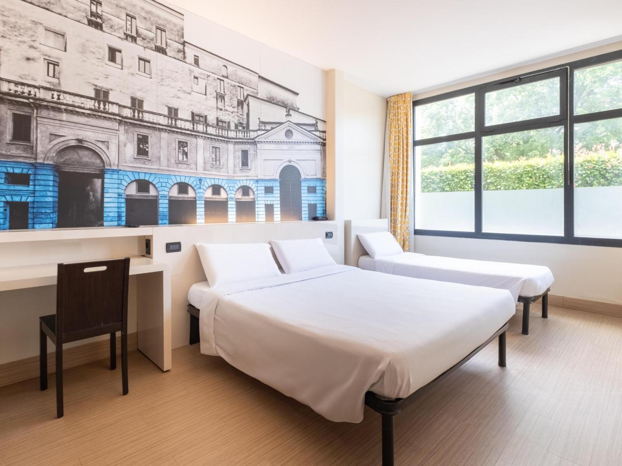บีแอนด์บี โฮเต็ล มันโตวา Hotel San Giorgio di Mantova ภายนอก รูปภาพ