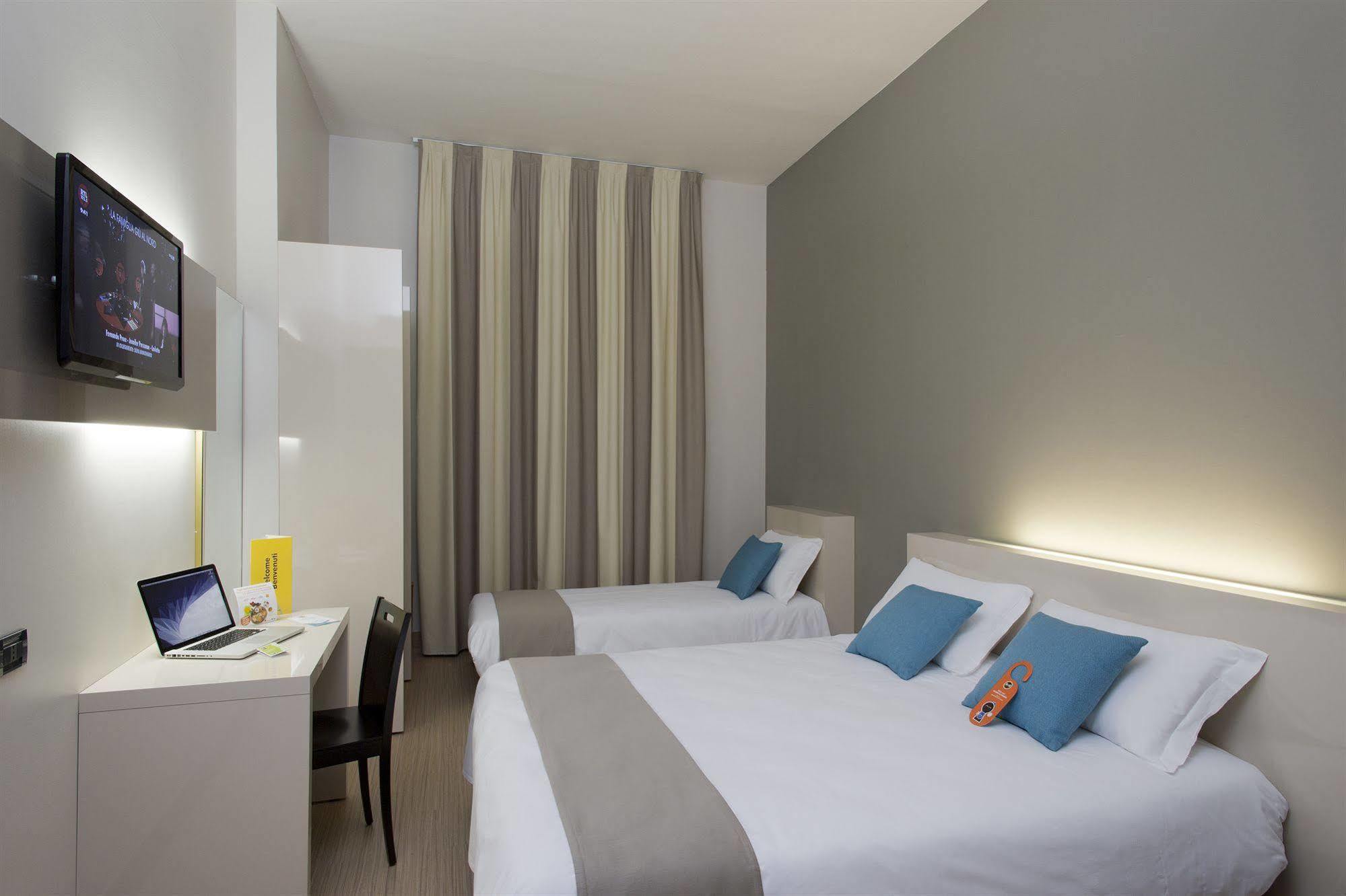 บีแอนด์บี โฮเต็ล มันโตวา Hotel San Giorgio di Mantova ภายนอก รูปภาพ
